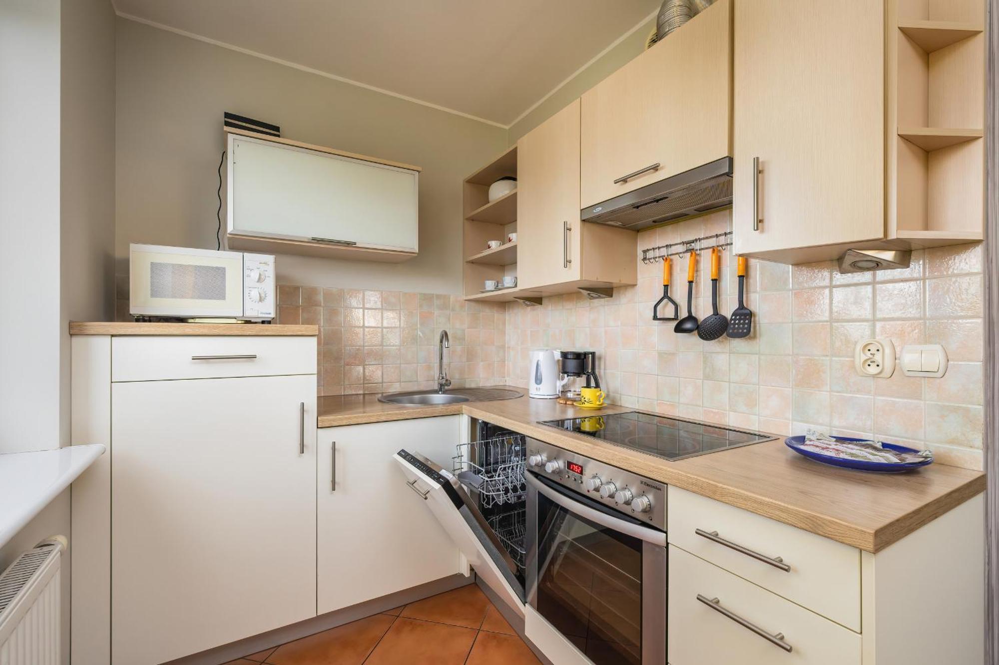 With Balcony Okopowa By Renters Kolobrzeg